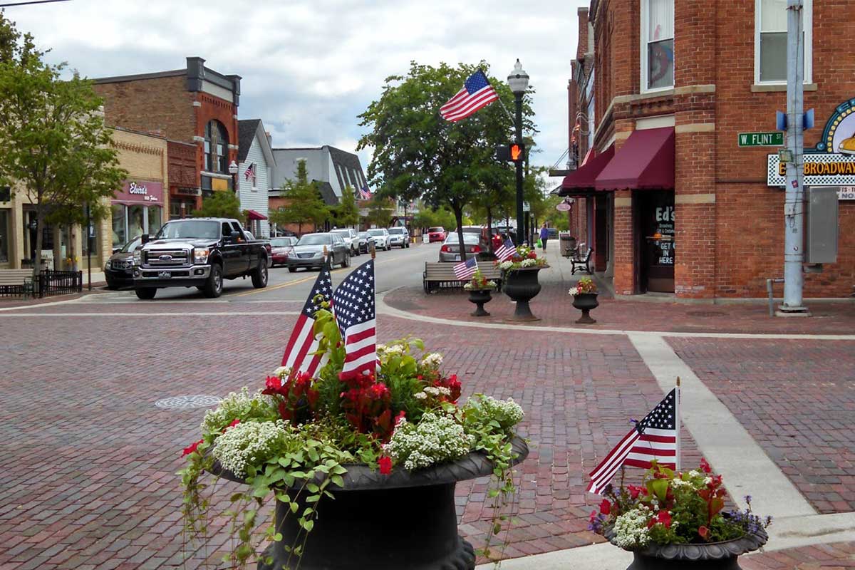 Shopping Downtown Lake Orion, Michigan